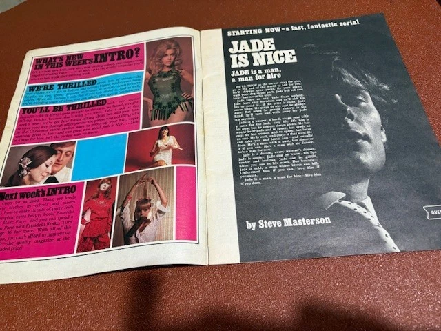 INTRO Magazine  1967 Swinging Sixties, december 9th  1967 jane fonda star signs - Image 2 of 4