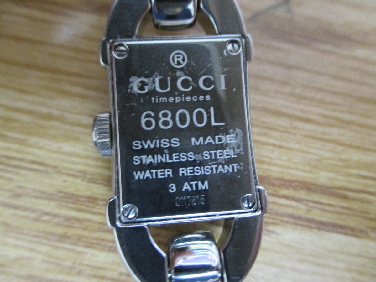 ✨GUCCI✨6800L✨WR.3ATM✨シルバー文字盤✨クオーツ✨腕時計✨ GUCCI 6800L Bangle Watch Silver Quartz Ladies Working From Japan
