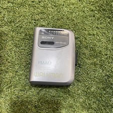 Sony Walkman WM-FX141 FM/AM Radio Cassette Tape Player W/ Belt Clip Tested Works