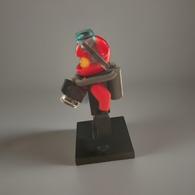 LEGO City Deep Sea Diver Female Minifigure Red Suit Scuba Gear 60091 2015