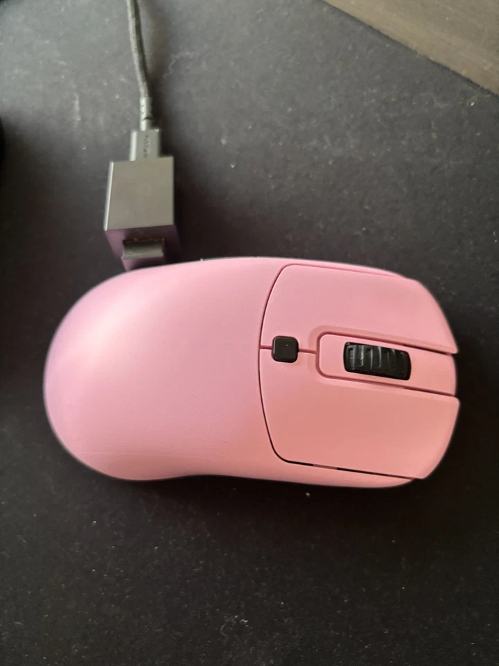 VAXEE XE WIRELESS GAMING MOUSE PINK OPTICAL 1k - Image 2 of 3