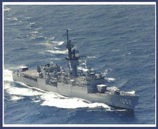 USS KNOX FF-1052 Frigate 8 x 10 Official USN Photo