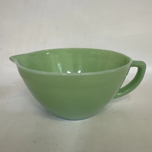 Vintage Fire King Jadeite Oven Ware Mixing Batter Bowl  Spout & Handle