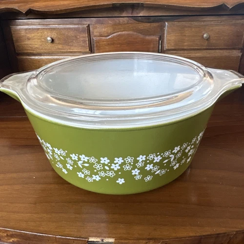 Pyrex Vintage Crazy Daisies Green Spring Blossom Casserole Dish 475-B Lid 2.5 Qt