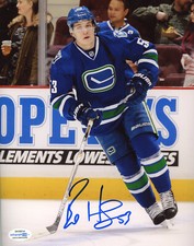 Vancouver Canucks Bo Horvat Signed Autographed 8x10 Photo ACOA #41