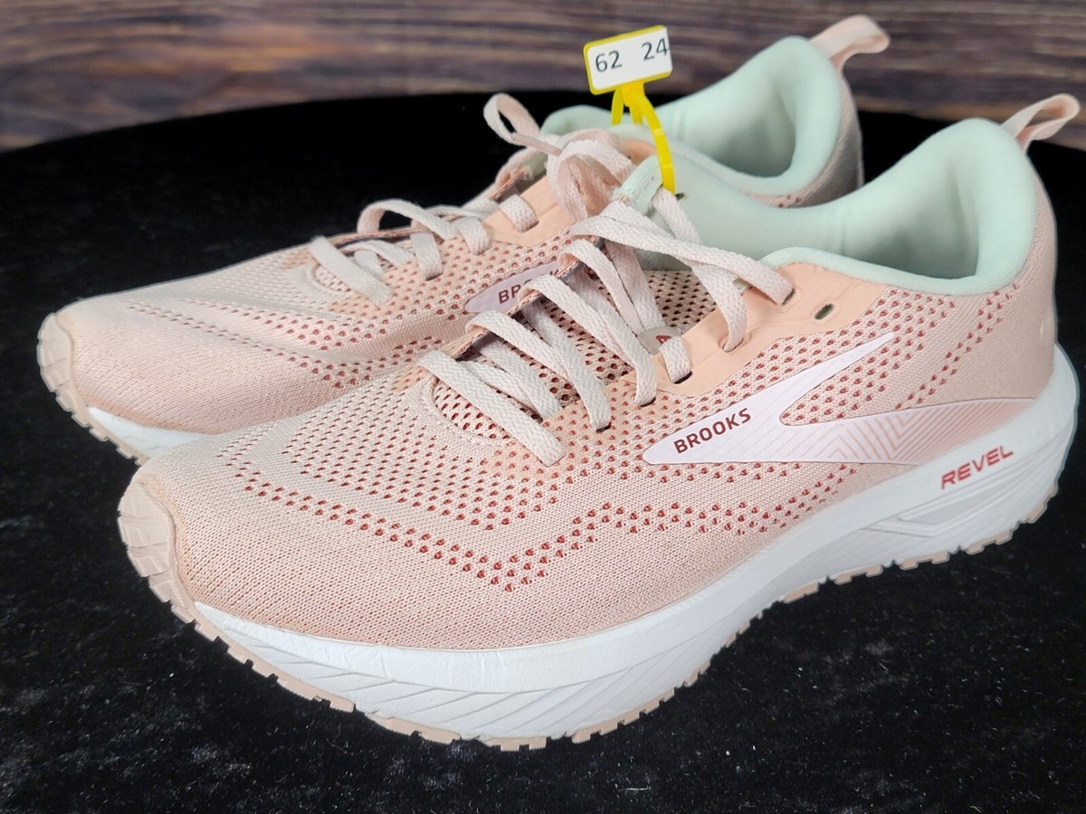 brooks revel 2 rose gold