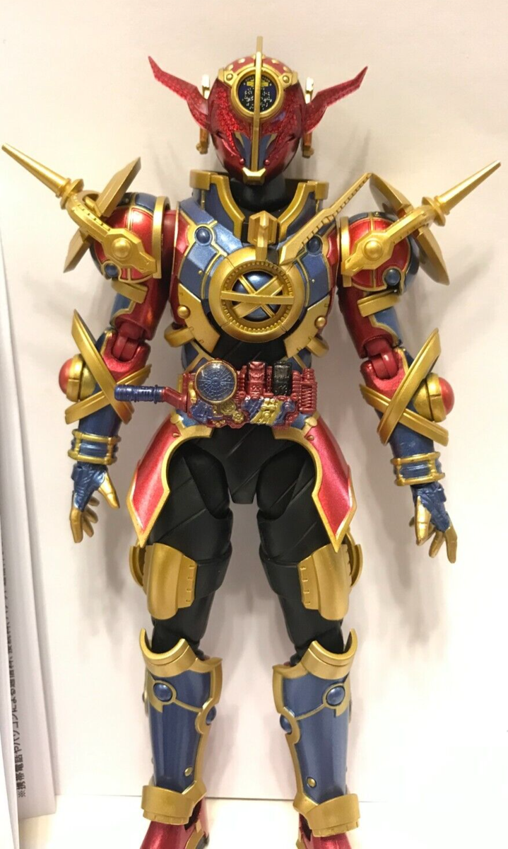 Bandai S.H.Figuarts Kamen Rider build Evol Phase 1.2.3. Set