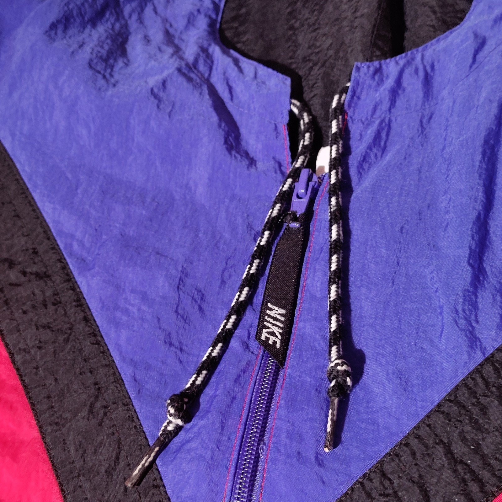 SACAI X NIKE Giacca a vento Nike rossa viola nera ricamata swoosh manica lunga taglia large vintage