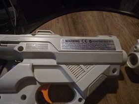 SEGA DREAMCAST GUNS X2 WITH THE HOUSE OF THE DEAD 2, RETRO