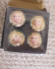 Metal Fridge Magnet Beautiful ladies NEW