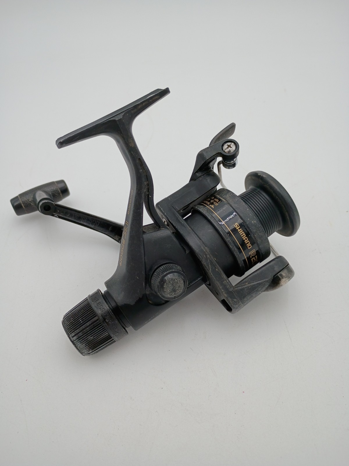 Shimano IX 2000R Fishing Spinning Reel &ndash; Black &ndash; R2000