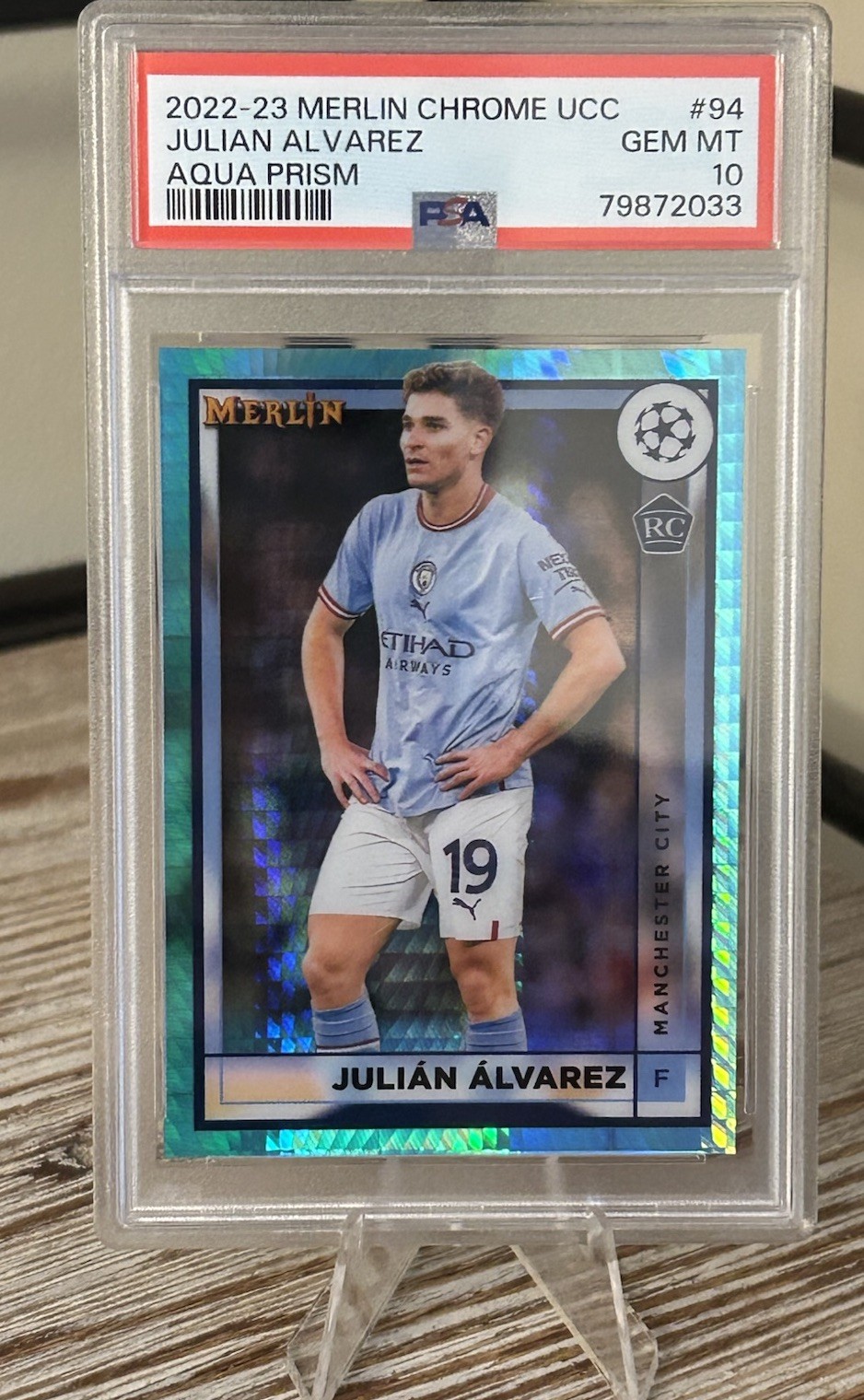 2022-23 Topps Merlin UEFA #94 Julian Alvarez RC Aqua Prism Refractor Gem 10