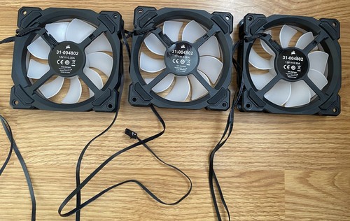 Corsair 31-004802 RWF002 Ventilateurs PC x 3 12v 0,30A Ventilateurs de Refroidissement pour PC Gaming