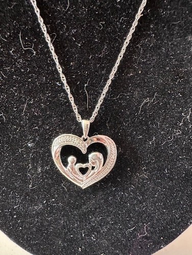 "Mothers Day" .925 Sterling Silver heart pendant with Mother & Child