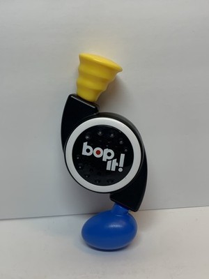 Bop It! Micro Series Electronic Game   Compact Game Kids, Solo or Multiplayer
