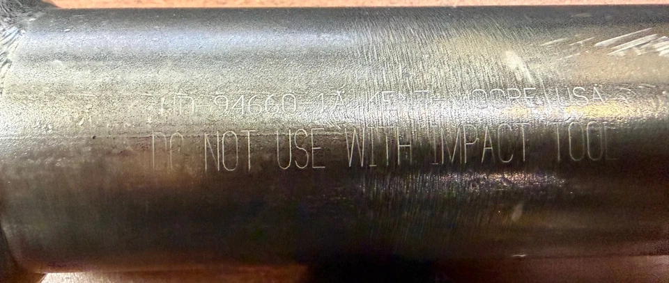 Llave de tuerca de bloqueo del eje principal Harley-Davidson HD-94660-37B (2C) Foto 3 de 4