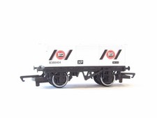 Hornby R009 B&Q Open Wagon B388404 - OO Gauge