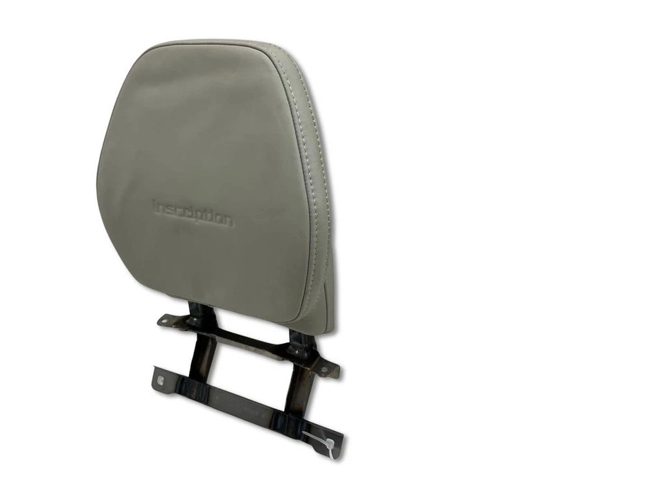 Volvo XC60 2021 Left Front seat headrest 31498275 UTO79722 - Image 3 of 4