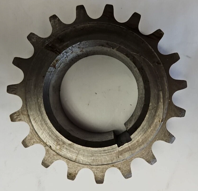 Piñón del árbol de levas de 6 cilindros Chrysler Plymouth Dodge DeSoto 55-59 1630051 nuevo de stock Foto 4 de 4