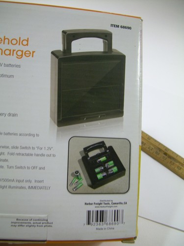 Thunderbolt Solar Portable Household Battery Charger for Rechargeable Batteries - Picture 6 of 7