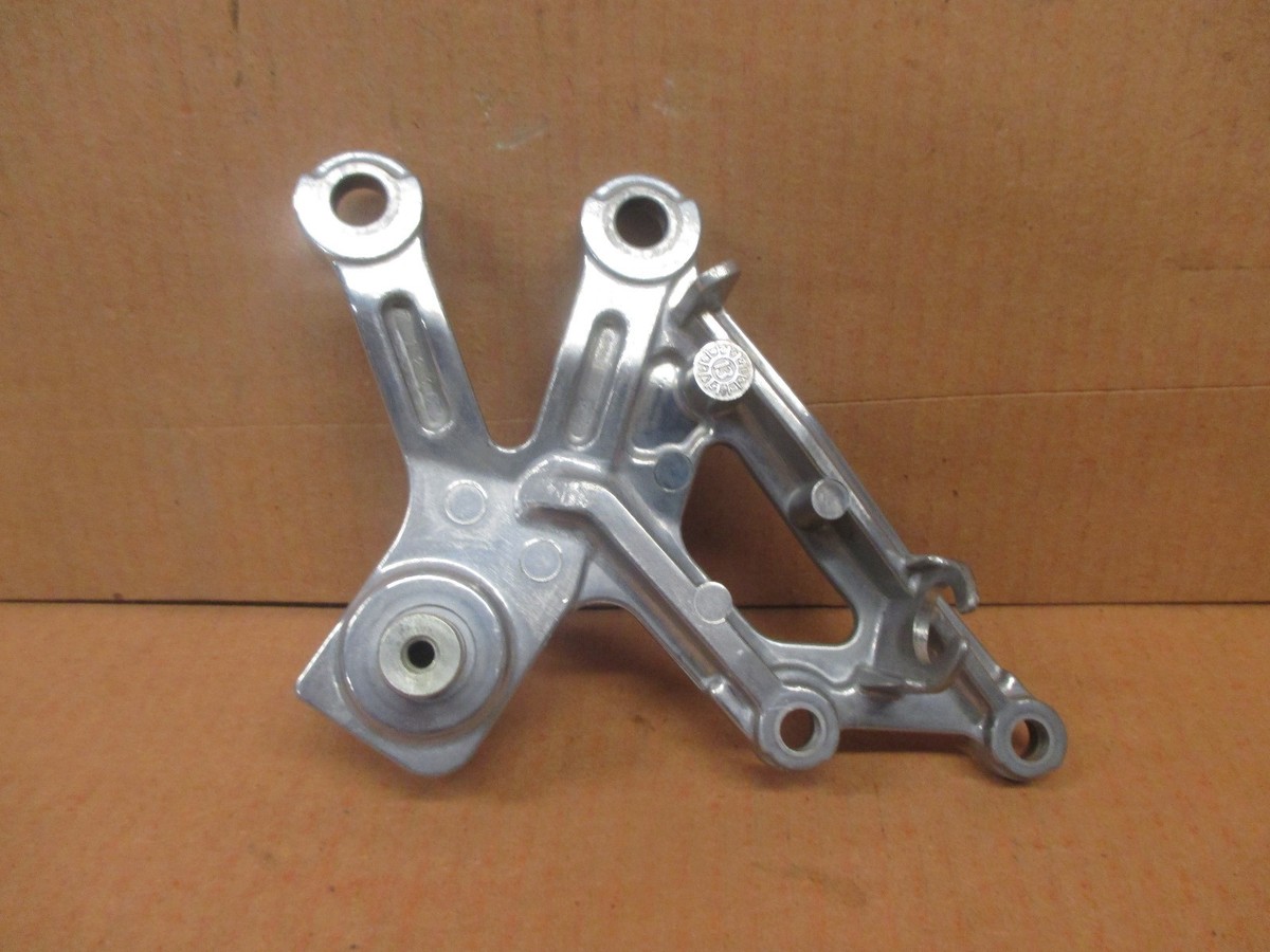 2000-2005 Kawasaki Ninja ZX12R Right front brake bracket