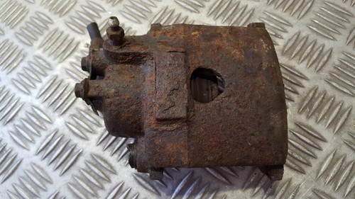 Bremssattel links vorne  Volkswagen Golf DE265598-51