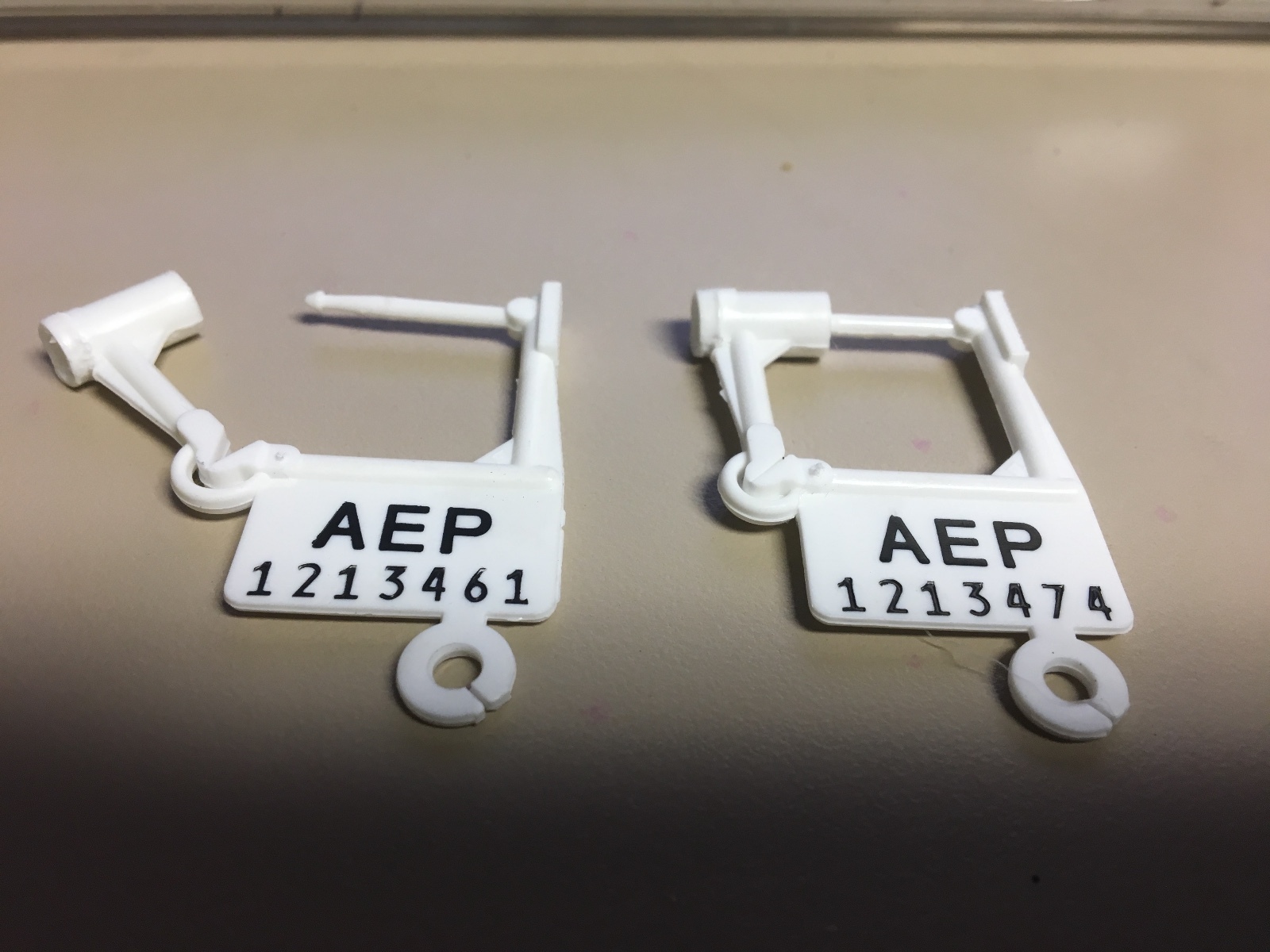 100x Plastic Security Seal  1