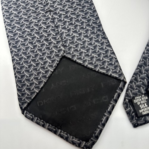 DKNY Men's Tie Black Gray Silver Geometric Design All Silk Made In Costa Rica - Picture 13 of 16