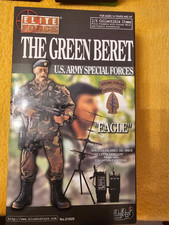 Elite Force The green Beret US Special Forces Airborne EAGLE  Action Figure