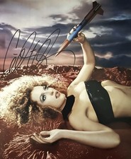 2018 Rittenhouse X-Files Seasons 10 & 11 Trading Cards Checklist 26