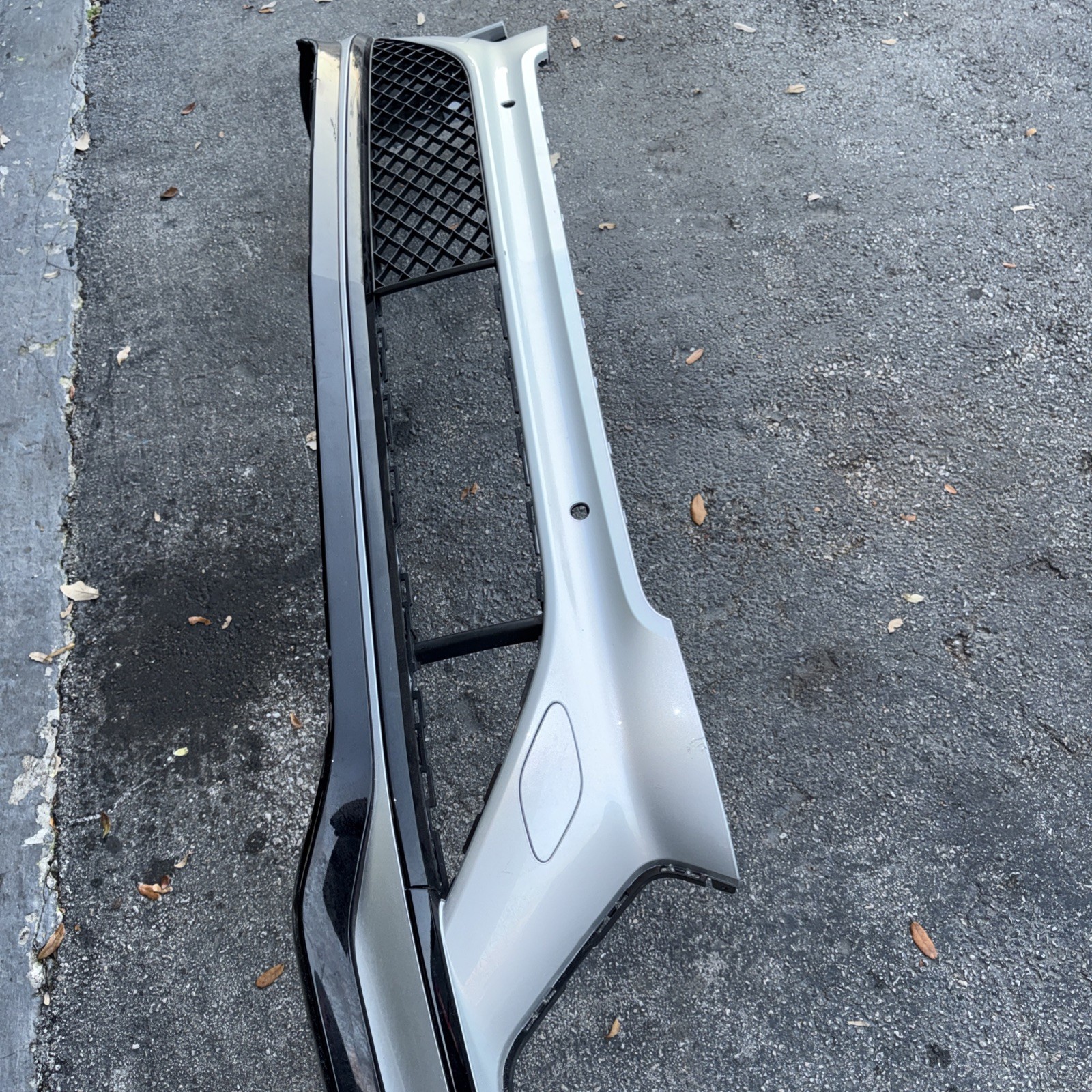 2021-2024 Bentley Bentayga Gen 2 BY636-2 Front Bumper Cover 36A807103 #3430