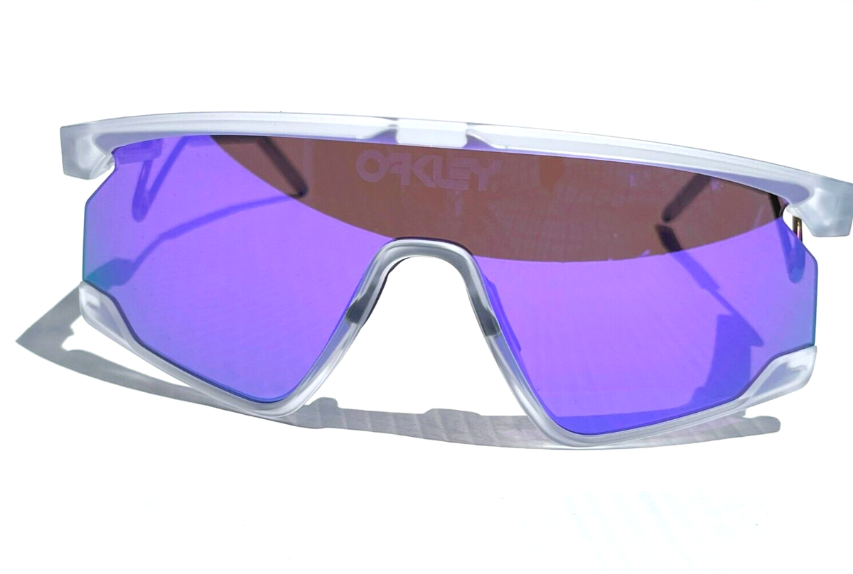 クリスマスセール！希少90s オークリー Ｍフレーム　earpiecekit付き oakley オークリー サングラス ewire スクエア 90s 00s 希少
