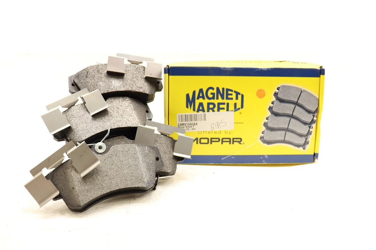 chie NEW Magneti Marelli Disc Brake Pad Set Rear 2AMV1843AA