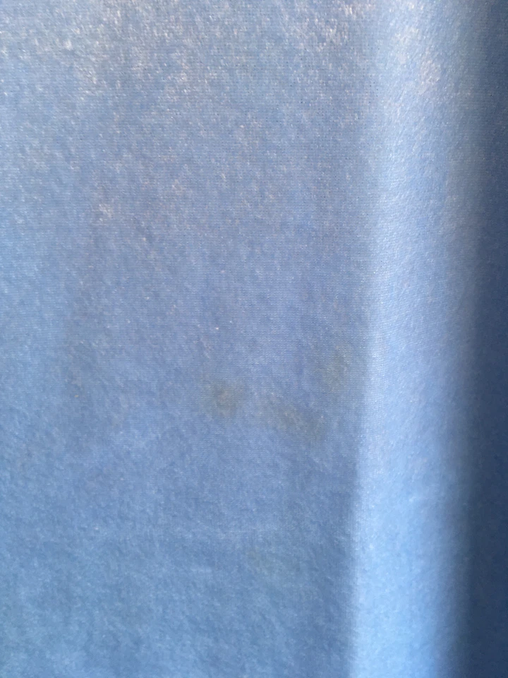 Camisas largas Southpole de colección de terciopelo y2k en azul claro, rojo, amarillo y azul oscuro Foto 2 de 4