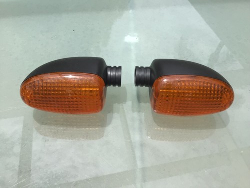 BMW R1150GS Rear Turn Signal Set - Picture 9 of 10