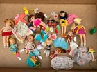 VTG IDEAL MATTEL LIDDLE KIDDLES FLATSY CHRIS DOLLS CLOTHES & ACCESS LOT READ