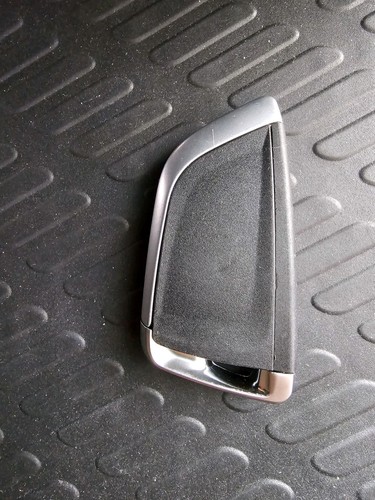 NEW OEM BMW G SERIES BDC2 REMOTE KEY CA KEYLESS 433MHZ 49CHIP FCC ID: N5F-ID21A - Picture 3 of 6