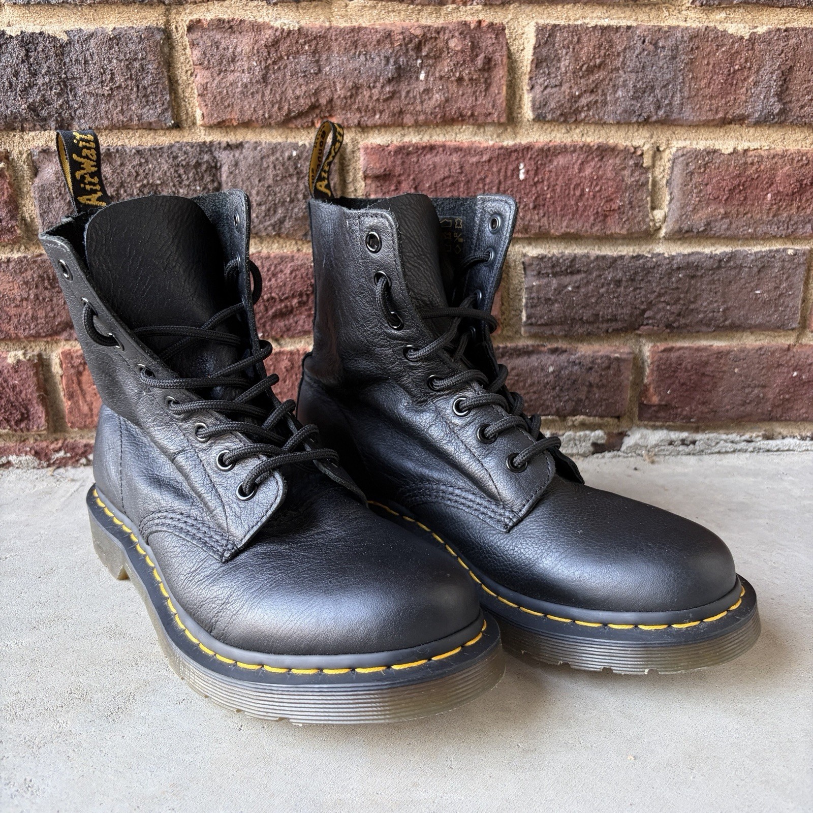 Dr. Martens Boots Womens Size 9 Black Leather Ankle Combat Lace Up 13512