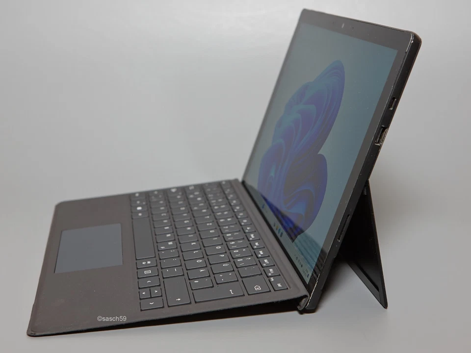 Surface Pro 7, 12,3", i5-1035G4, 8GB , 256GB SSD, TypeCover, Rechnung+Gewährl.# - Bild 2 von 4