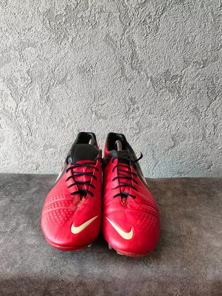 Nike CTR 360 Maestri 3 iii SG US 10.5 RARE Soccer Cleats Boots Red