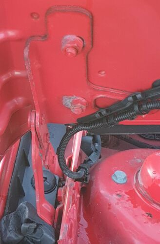 SEAT LEON Mk2 1P 2005-12 Complete Bonnet Hood Panel with Hinges Emocion Red LS3H - Picture 9 of 11