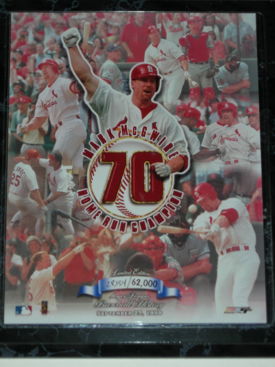 Mark McGwire 70th Home Run Photo/Upper Deck Baseball Card