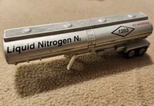ROAD & TRACK HIGHWAY HAULER Maisto Liquid Nitrogen N2 TANKER SEMI TRAILER ONLY 