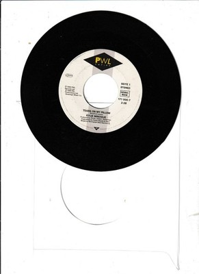 7 ''  Kylie Minogue - Tears On My Pillow - We know the Meaning of Love