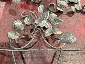 Beautiful Leaf Design Wall Decorative Plate Holders for A Kitchen Home Decor