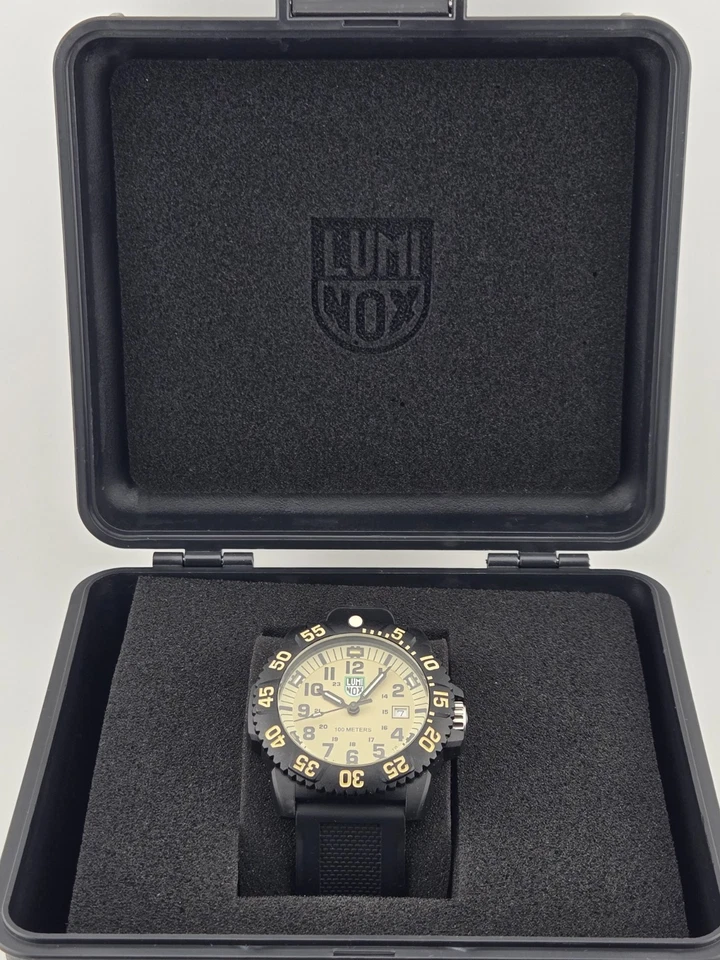 Luminox Men's G-Series Sea Lion Sand Dial Rubber Strap Watch - X2.2055 - Image 2 of 4