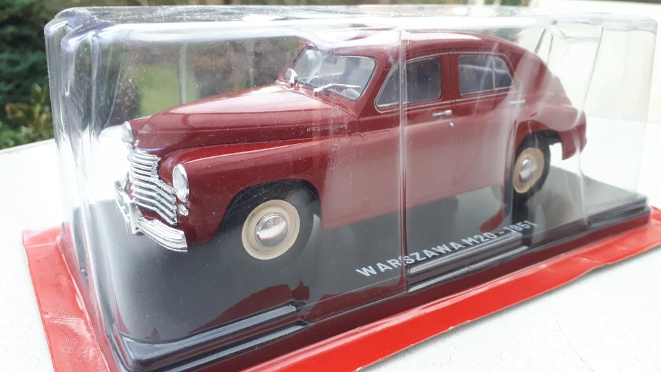 Hachette Samochody PRL FSO Warszawa 1:24:191 M-20, 1957 200, 1964 223 + Taxi - Immagine 3 di 4