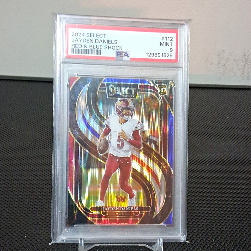 Panini 2024 Select Jayden Daniels RC PSA 9 #112 Red & Blue Shock Prizm