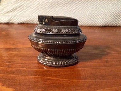 Vintage Ronson Queen Anne Silver Plate Table Top Cigarette Lighter
