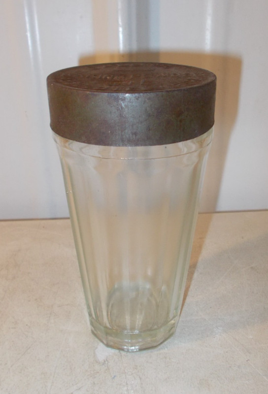 VINTAGE CALUMET BAKING POWDER GLASS JAR  WITH TIN LID